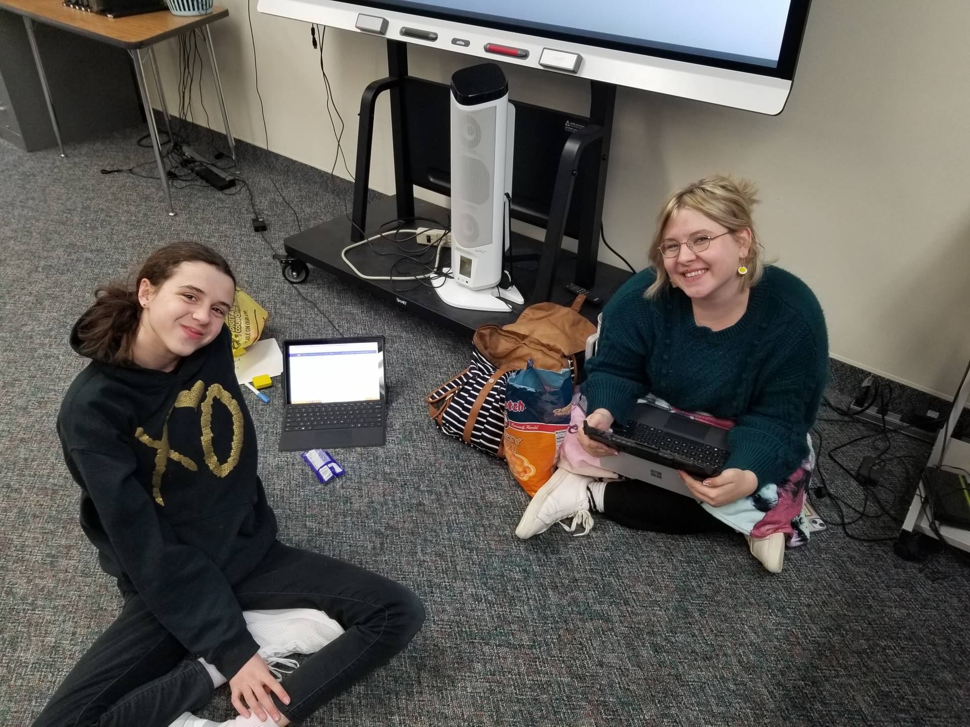 Students from Beach High School participating in the virtual round